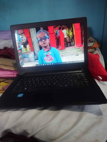 sale-lenovo-laptop-big-0