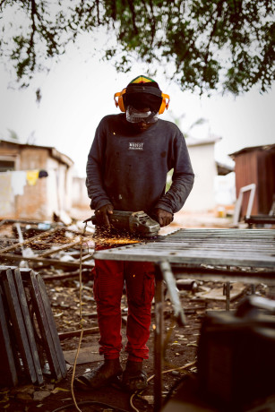 staff-recruitment-notice-metal-aluminium-construction-field-big-0