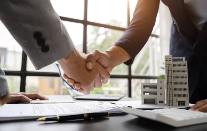 same-day-payday-loans-complete-an-online-application-big-2