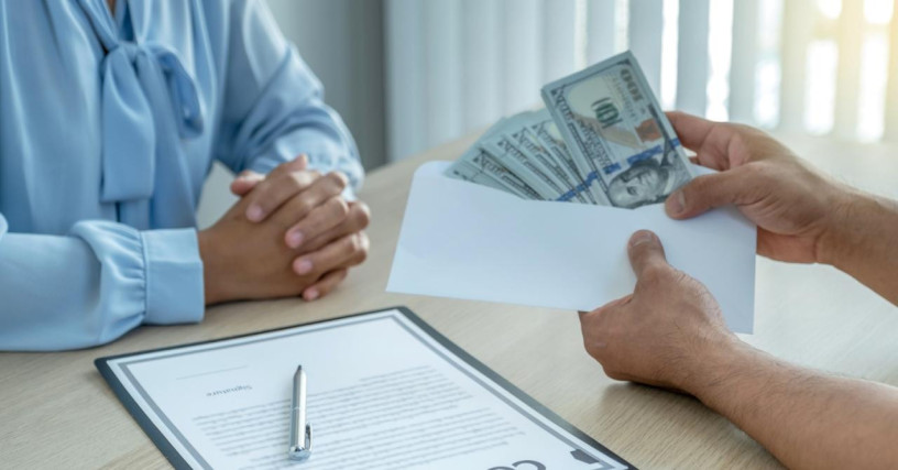 short-term-loans-online-request-assistance-immediately-from-a-helpful-lender-big-1